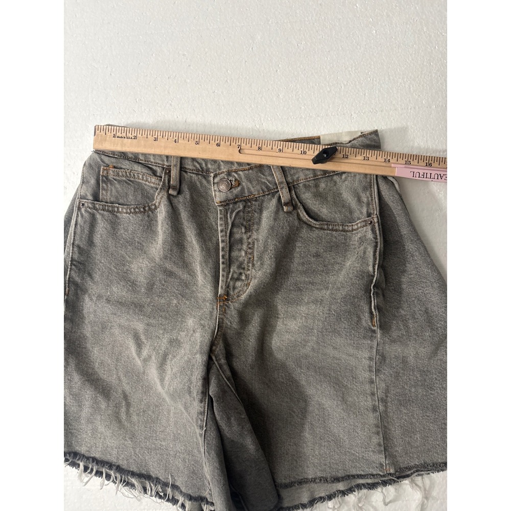 We The Free Shorts Women 26 Grey Boomerang High Rise Long Crossover Waist Denim - Picture 10 of 12